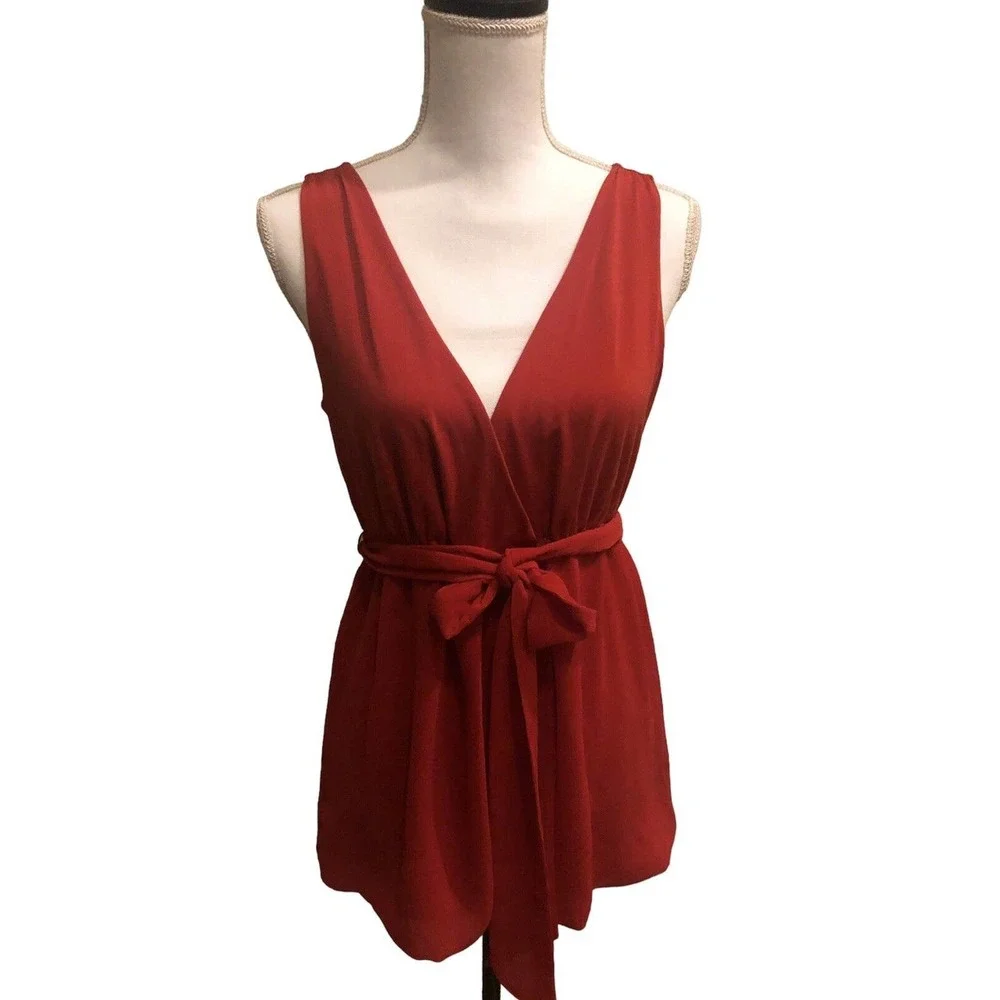 Anne Klein Womens Belted Sleeveless Blouse Top Red V Front & Back NWT Gorgeous S